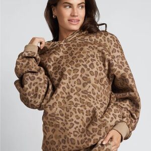 Brand New Comfrt Minimalist Hoodie Brown Leopard Size Large